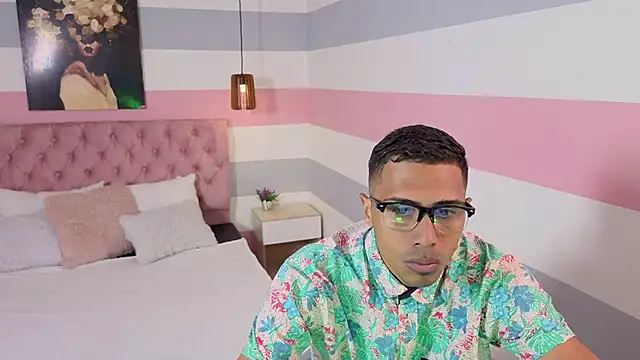 theo steel  online show from June 6, 2026, 1:27 pm