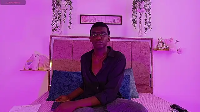 Snapshot of xavier_cole chatting on June 5, 2026, 7:52 pm xavier cole online show from June 5, 2026, 7:52 pm
