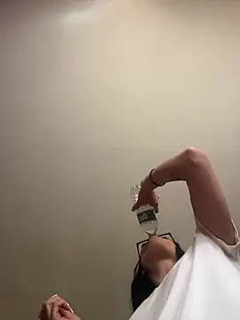 smoothkissx online show from March 13, 2025, 6:45 pm