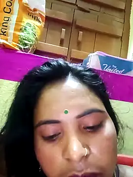 KRITIKA01990 online show from June 5, 2026, 10:59 pm