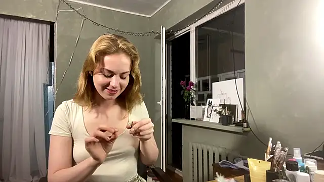 LollyAngel online show from June 10, 2026, 7:02 pm