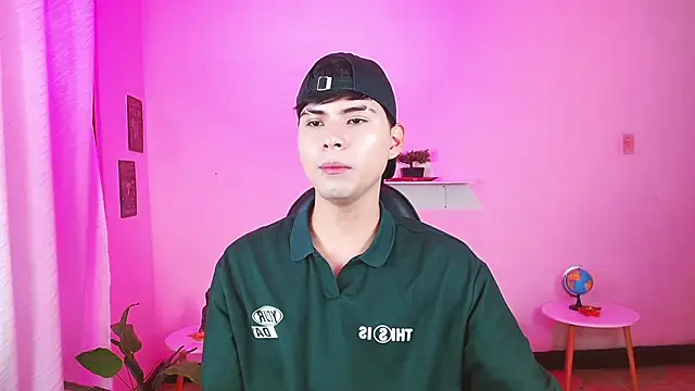 jay cum18 online show from June 9, 2026, 1:34 pm