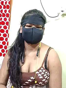Snapshot of Hannydarling chatting on June 5, 2026, 2:34 pm Hannydarling online show from June 5, 2026, 2:34 pm