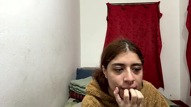 Cherry Luna1 online show from June 13, 2026, 3:15 am