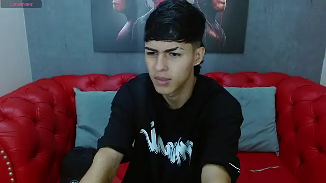 Axel Mendozaa online show from June 8, 2026, 4:29 pm
