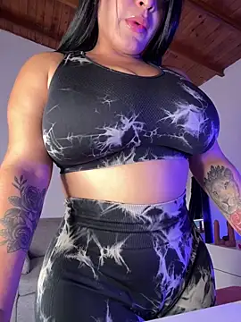 danna 333  online show from June 5, 2026, 6:31 am