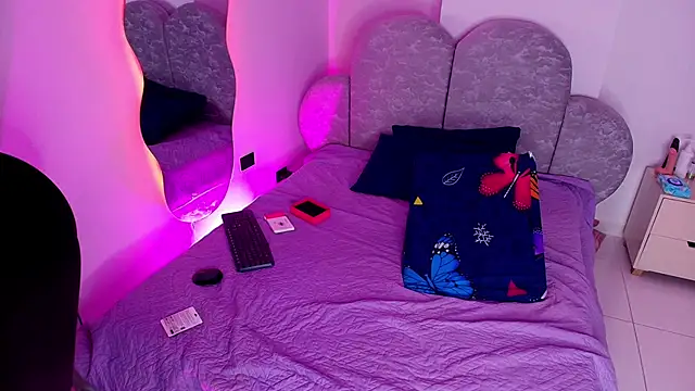 Snapshot of flor_cy chatting on June 8, 2026, 3:07 am flor cy online show from June 8, 2026, 3:07 am