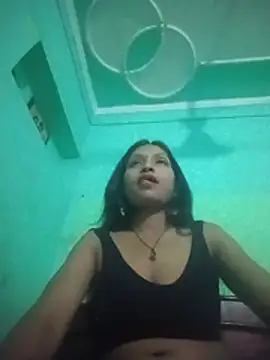 kajal jain00 online show from June 8, 2026, 12:16 pm