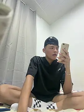 Boydilan online show from June 7, 2026, 3:10 am