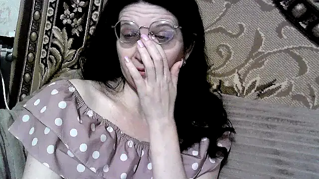 Snapshot of Dear_Annet chatting on June 9, 2026, 8:31 pm Dear Annet online show from June 9, 2026, 8:31 pm