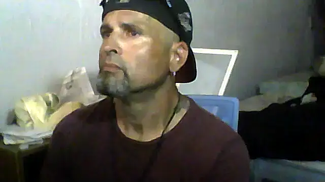Snapshot of SlickDickyadown chatting on June 9, 2026, 8:31 pm SlickDickyadown online show from June 9, 2026, 8:31 pm