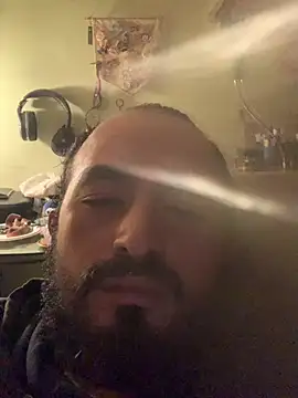 Snapshot of urratherme chatting on June 5, 2026, 11:38 am urratherme online show from June 5, 2026, 11:38 am