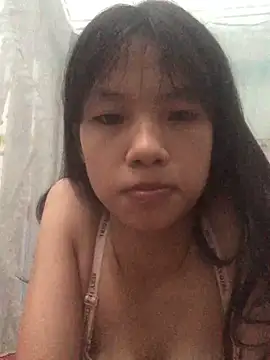 Snapshot of YI_RUBII chatting on June 5, 2026, 4:56 pm YI RUBII online show from June 5, 2026, 4:56 pm