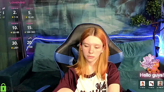 Snapshot of CarolInWonderland chatting on June 8, 2026, 1:00 pm CarolInWonderland online show from June 8, 2026, 1:00 pm