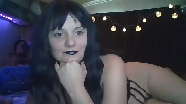 RedRideher23 online show from June 8, 2026, 7:58 pm