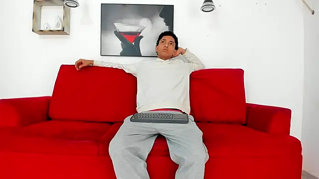 Snapshot of Bhruno_Diaz chatting on June 8, 2026, 4:46 am Bhruno Diaz online show from June 8, 2026, 4:46 am