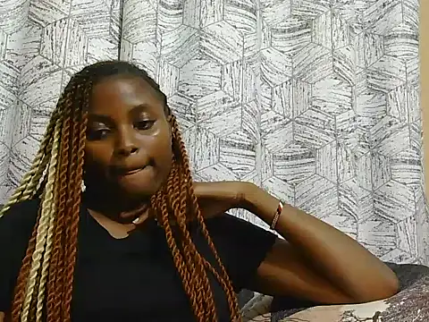 tamdiva1 online show from June 13, 2026, 2:48 pm