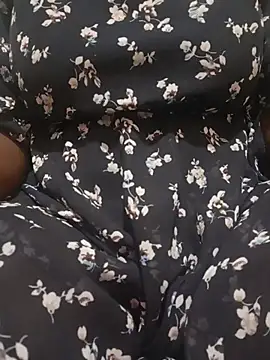 milkboobsmom online show from June 11, 2026, 7:28 am
