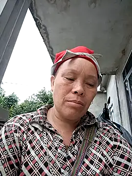 Snapshot of chihuhu1 chatting on June 11, 2026, 10:24 am chihuhu1 online show from June 11, 2026, 10:24 am