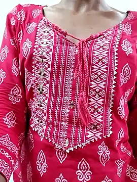 simran kaur01 online show from June 11, 2026, 7:28 am