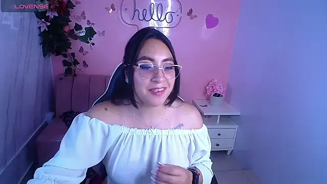 Ariabliss ch online show from June 12, 2026, 10:52 pm