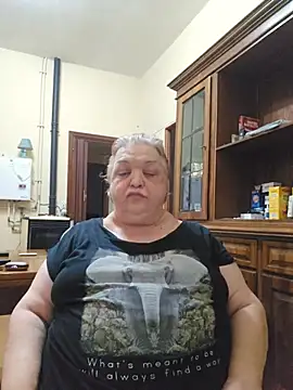 BeaFatLove online show from June 16, 2026, 6:54 pm