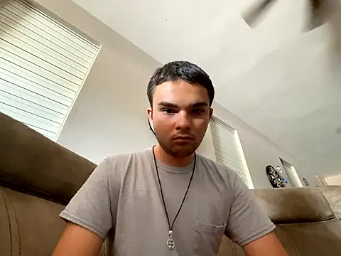 calrodriguez27 online show from June 12, 2026, 5:12 pm