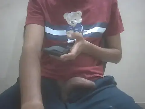 cumshotforgirl online show from June 12, 2026, 9:46 pm