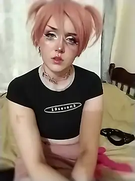 Snapshot of Horrorchan chatting on June 15, 2026, 12:51 pm Horrorchan online show from June 15, 2026, 12:51 pm
