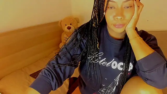 NicolePasqualott online show from October 29, 2025, 10:44 pm