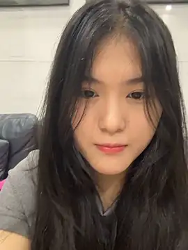 xiao-xiao-X online show from June 16, 2026, 4:20 pm