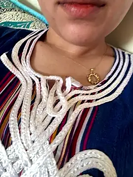Snapshot of Daloaa_Warda chatting on June 18, 2026, 11:03 am Daloaa Warda online show from June 18, 2026, 11:03 am