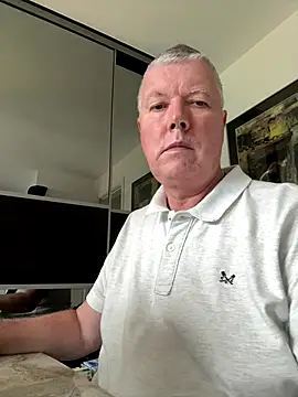 cumboy online show from October 10, 2025, 12:48 pm