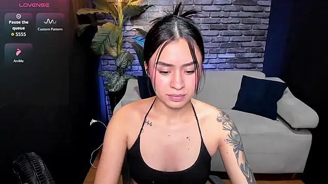 candy spicy1 online show from June 18, 2026, 3:49 pm