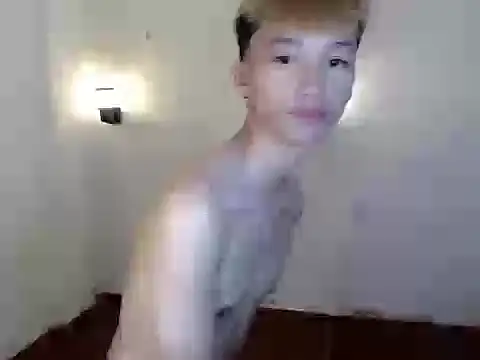 Fem phiLboy69 online show from June 18, 2026, 1:15 pm