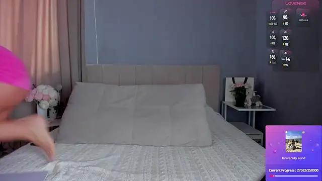 MissMiaTv online show from October 30, 2025, 4:25 am