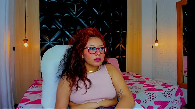 Stacy  Malibu online show from June 18, 2026, 3:05 pm