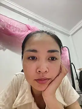 Snapshot of Thao-2k7 chatting on June 19, 2026, 2:43 pm Thao-2k7 online show from June 19, 2026, 2:43 pm