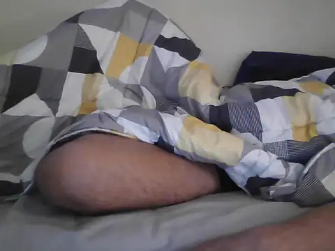 a5ar5rooooov online show from November 13, 2025, 9:47 pm