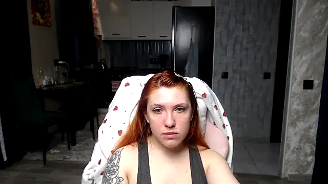 Reginasmilee online show from March 24, 2026, 3:44 am