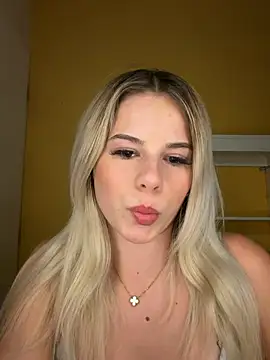 Snapshot of JellyCherry chatting on June 29, 2026, 9:59 pm JellyCherry online show from June 29, 2026, 9:59 pm