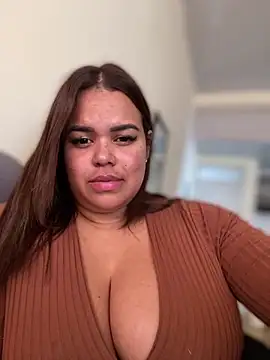 AliceStarshine online show from February 26, 2025, 6:11 pm