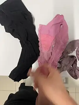 swissboy22 online show from March 15, 2026, 10:43 am