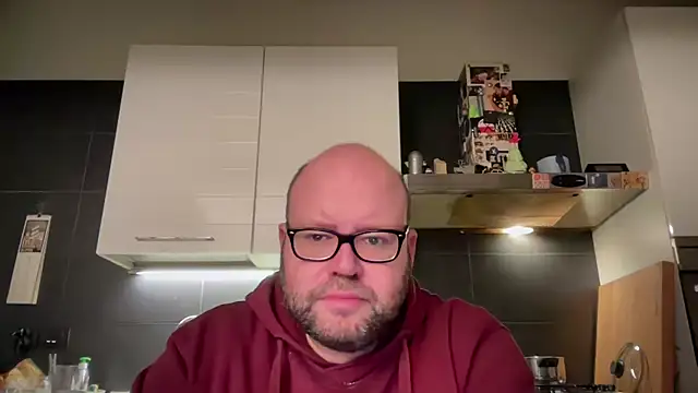 Snapshot of theitalianbear chatting on December 11, 2024, 4:28 am theitalianbear online show from December 11, 2024, 4:28 am