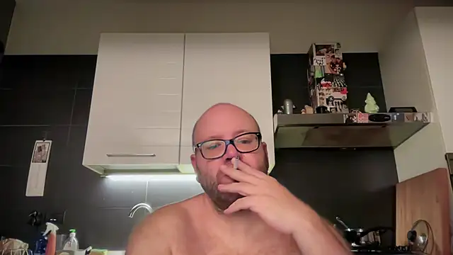 Snapshot of theitalianbear chatting on September 16, 2025, 6:20 pm theitalianbear online show from September 16, 2025, 6:20 pm