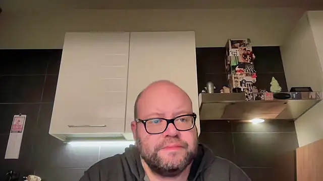 theitalianbear online show from February 11, 2026, 5:34 am