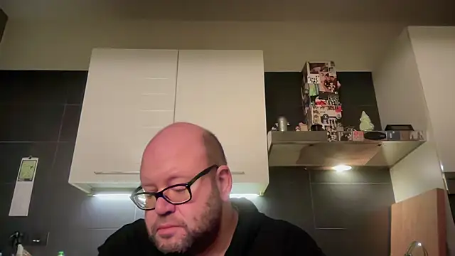 theitalianbear online show from March 8, 2026, 2:59 am