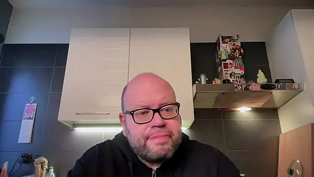 theitalianbear online show from April 5, 2026, 4:42 am