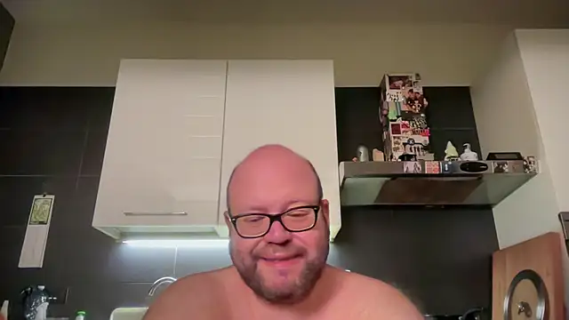 theitalianbear online show from May 15, 2026, 11:34 pm