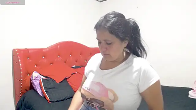 sexy jhoan88 online show from April 20, 2026, 12:19 pm